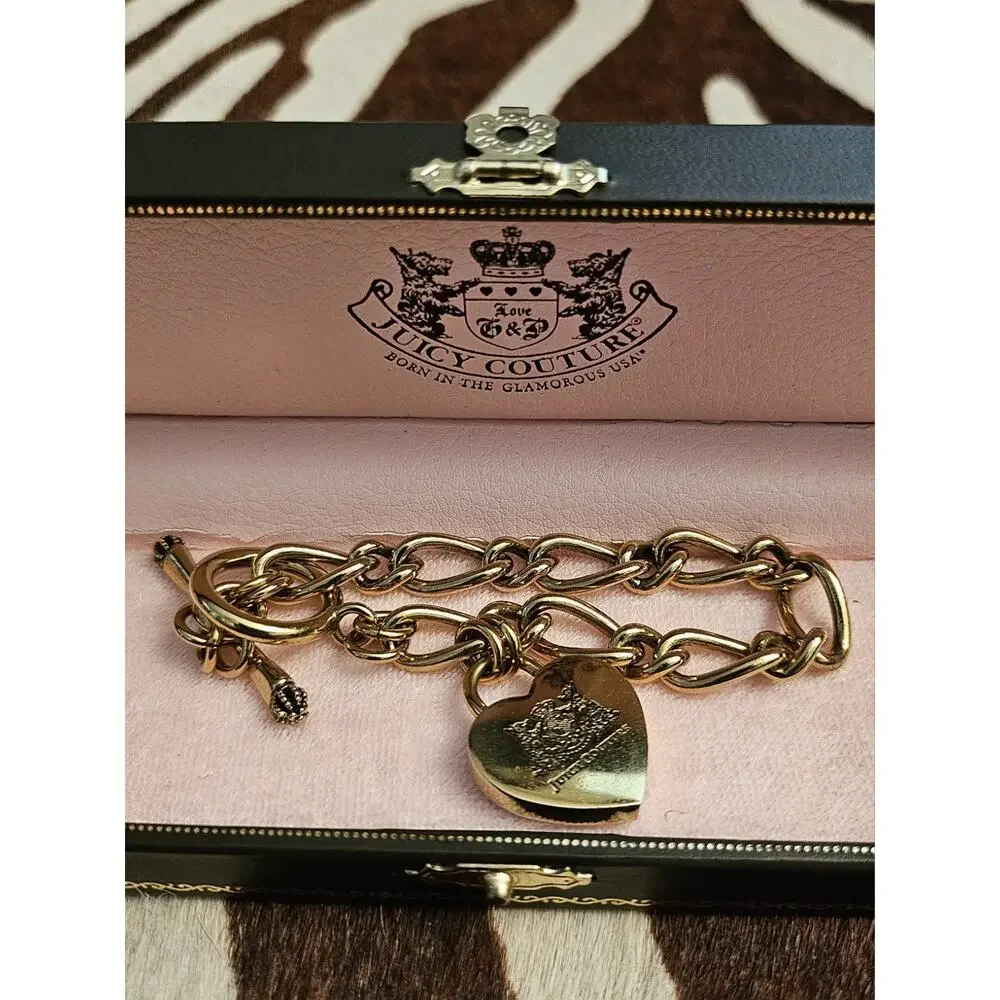 Vintage Y2K Juicy Couture Gold Tone Puffy Heart Bracelet 7